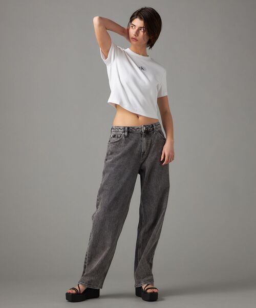 Calvin Klein（カルバン・クライン）の「バッジリブ ショートスリーブ Tシャツ（Tシャツ/カットソー・レディース・ホワイト/ブラック・M/L/S/XS）」の5枚目の写真