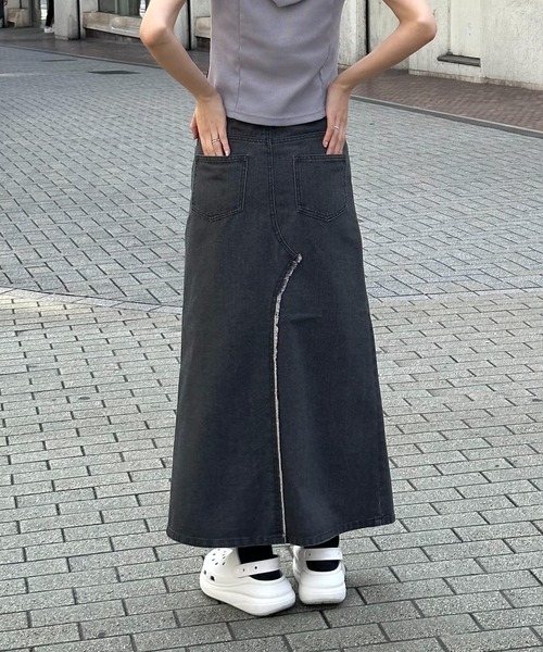 3.3 Field Trip （3.3フィールドトリップ）の「3.3 Field Trip／スリットデニムロングスカート 2107715（スカート・レディース・ブラック/ブルー・SMALL/MEDIUM）」の15枚目の写真
