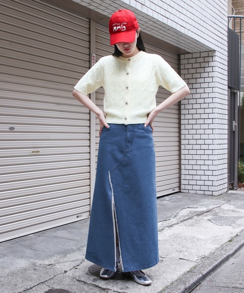 3.3 Field Trip （3.3フィールドトリップ）の「3.3 Field Trip／スリットデニムロングスカート 2107715（スカート・レディース・ブラック/ブルー・SMALL/MEDIUM）」の3枚目の写真