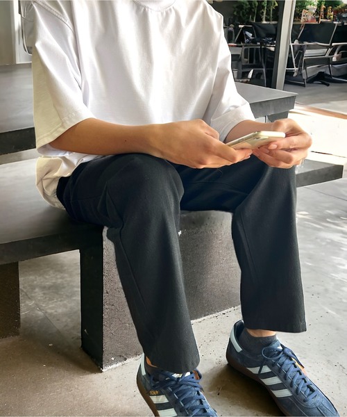 United store(ユナイテッドストア)の「イージーワイドテーパードデニム(デニムパンツ・メンズ・ライトブルー/ブラック/ブルー/チャコールグレー・L/M)」の15枚目の写真