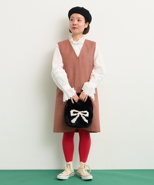 CHILD WOMAN(チャイルドウーマン)の「【WEB別注カラー】フェイクファーはめ込みリボンモチーフBAG(ハンドバッグ・レディース・ブラック/ピンク・FREE)」の8枚目の写真