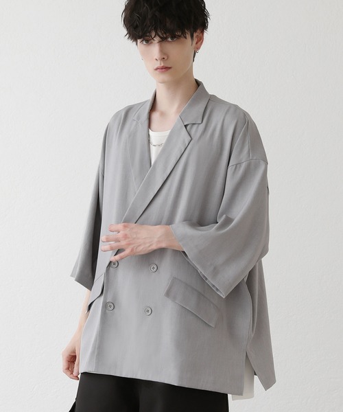 LILL(リル)の「ドレープダブルテーラー ハーフスリーブジャケット(テーラードジャケット・メンズ・グレー/ブラック・XL/L/M/S)」の2枚目の写真