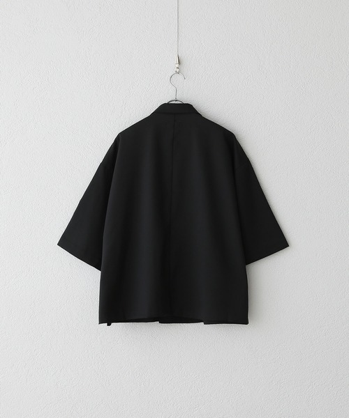 LILL(リル)の「ドレープダブルテーラー ハーフスリーブジャケット(テーラードジャケット・メンズ・グレー/ブラック・XL/L/M/S)」の4枚目の写真