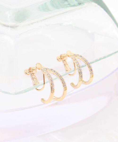 NOLLEY’S(ノーリーズ)の「キラV型イヤリング(イヤリング・レディース・ゴールド・FREE)」の9枚目の写真