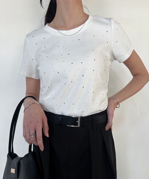 solleim(ソルレム)の「ラインストーンサイドシャーリングTシャツ(Tシャツ/カットソー・レディース・オフホワイト/グレー/ブラック・M/L)」の2枚目の写真
