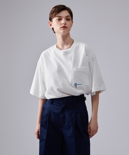 ONCILY(オンシェリー)の「POCKET LOGO T-SHIRT / ポケットロゴTシャツ(Tシャツ/カットソー・メンズ・ホワイト系その他/ブラック/オフホワイト・MEDIUM/LARGE/SMALL)」の10枚目の写真