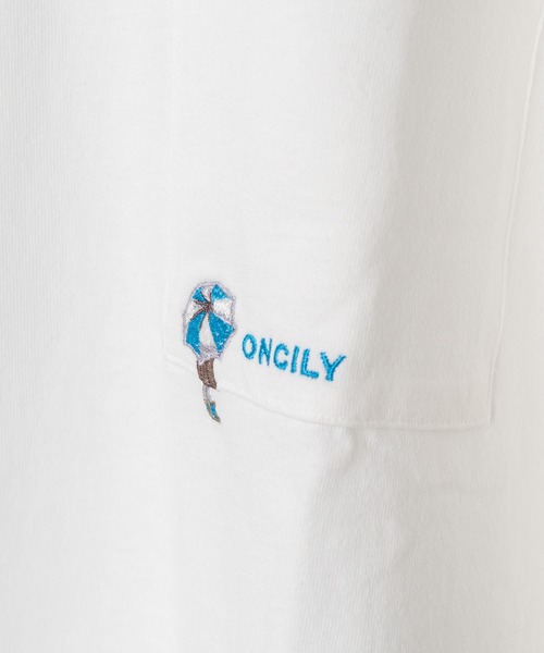 ONCILY(オンシェリー)の「POCKET LOGO T-SHIRT / ポケットロゴTシャツ(Tシャツ/カットソー・メンズ・ホワイト系その他/ブラック/オフホワイト・MEDIUM/LARGE/SMALL)」の19枚目の写真