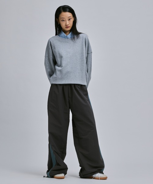 FEKETE（フェケテ）の「FE LOGO SWEAT SHIRT / FEロゴスウェット（スウェット・レディース・グレー/ブラック/ネイビー・LARGE/MEDIUM/SMALL）」の13枚目の写真