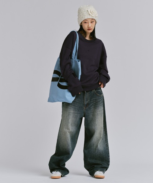 FEKETE（フェケテ）の「FE LOGO SWEAT SHIRT / FEロゴスウェット（スウェット・レディース・グレー/ブラック/ネイビー・LARGE/MEDIUM/SMALL）」の14枚目の写真