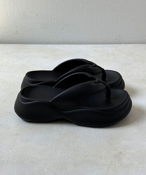 CIAOPANIC(チャオパニック)の「厚底トングサンダル(サンダル・レディース・ピンク/ライム/アイボリー/ブラック・SMALL/MEDIUM)」の11枚目の写真