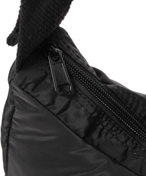 studio CLIP（スタディオクリップ）の「ナイロンボディバッグ（ショルダーバッグ・レディース・ベージュ/ブラック・FREE）」の12枚目の写真