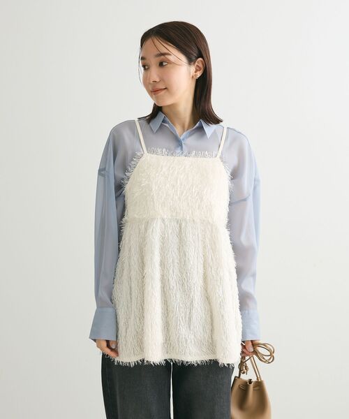 Green Parks(グリーンパークス)の「シアーシャイニーシャツ(シャツ/ブラウス・レディース・オフホワイト/ブルー/ブラック/ベージュ・FREE)」の7枚目の写真