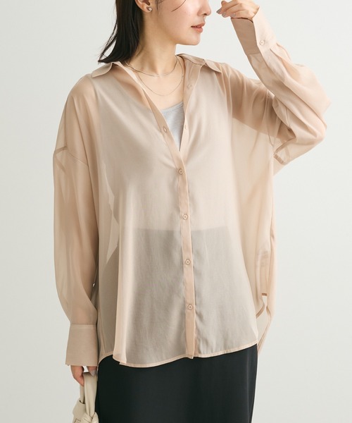 Green Parks(グリーンパークス)の「シアーシャイニーシャツ(シャツ/ブラウス・レディース・オフホワイト/ブルー/ブラック/ベージュ・FREE)」の3枚目の写真