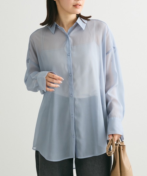 Green Parks(グリーンパークス)の「シアーシャイニーシャツ(シャツ/ブラウス・レディース・オフホワイト/ブルー/ブラック/ベージュ・FREE)」の4枚目の写真