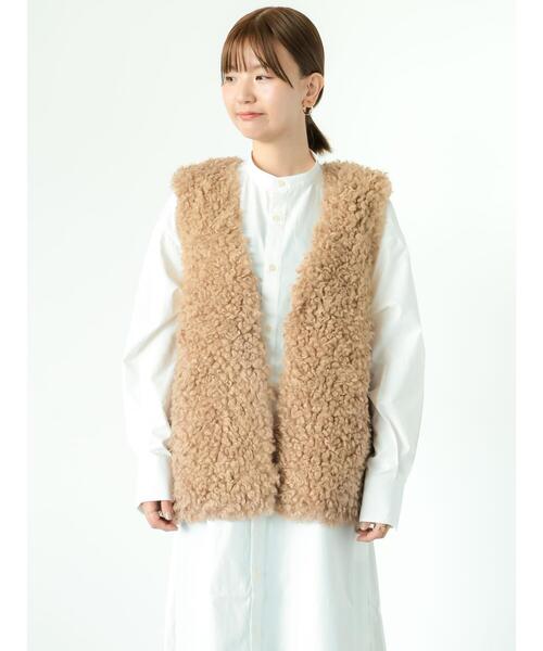 Lugnoncure（ルノンキュール）の「【帯電防止】着丈が選べるボアベスト（ベスト・レディース・ベージュ/チャコールグレー/オフホワイト・ﾌﾘｰ(M)/ﾌﾘｰ(L)）」の8枚目の写真