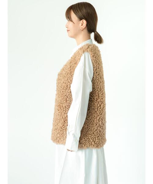 Lugnoncure（ルノンキュール）の「【帯電防止】着丈が選べるボアベスト（ベスト・レディース・ベージュ/チャコールグレー/オフホワイト・ﾌﾘｰ(M)/ﾌﾘｰ(L)）」の9枚目の写真