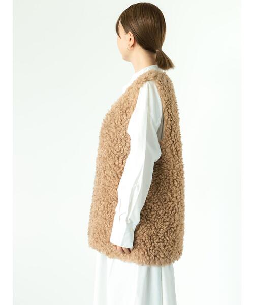 Lugnoncure（ルノンキュール）の「【帯電防止】着丈が選べるボアベスト（ベスト・レディース・ベージュ/チャコールグレー/オフホワイト・ﾌﾘｰ(M)/ﾌﾘｰ(L)）」の16枚目の写真