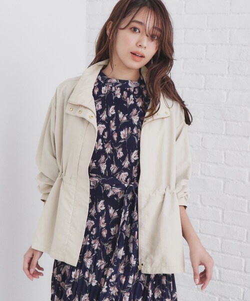 index（インデックス）の「◆スタンドカラーブルゾン【撥水/洗濯機洗い可/UVケア/防シワ】（ブルゾン・レディース・カーキ/ナチュラル/ネイビー・36/38/40/42）」の2枚目の写真