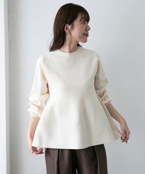 URBAN RESEARCH Sonny Label(アーバンリサーチサニーレーベル)の「ペプラムニットプルオーバー(ニット/セーター・レディース・ブラック/オフホワイト/グレー・FREE)」の5枚目の写真