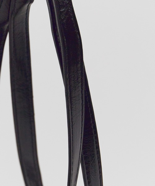 ROOPTOKYO（ループトウキョウ）の「スクエア フェイクレザー ミニショルダーバッグ（ショルダーバッグ・レディース・ブラック/シルバー/レッド/ホワイト・FREE）」の10枚目の写真