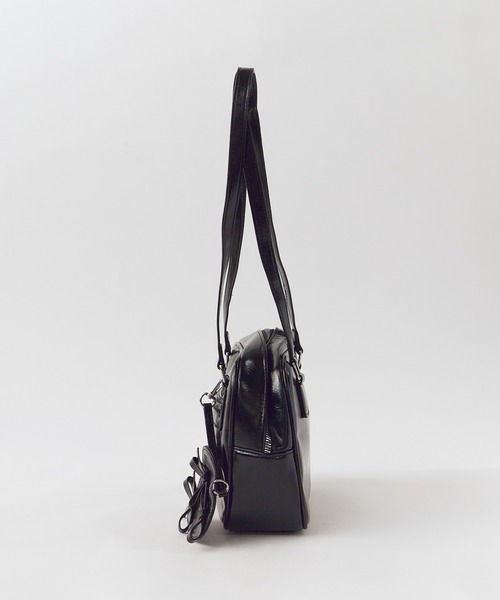 ROOPTOKYO（ループトウキョウ）の「スクエア フェイクレザー ミニショルダーバッグ（ショルダーバッグ・レディース・ブラック/シルバー/レッド/ホワイト・FREE）」の7枚目の写真