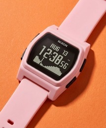 【NIXON/ニクソン】Rival 時計 デジタル 電池式 世界550カ所以上のビーチタイド情報