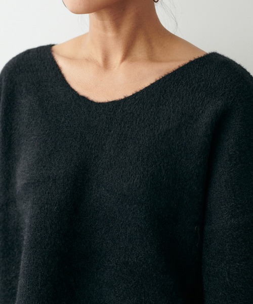 LARUTA(ラルータ)の「【LARUTA】フェレットタッチシャギー接結2WAYニット(ニット/セーター・レディース・チャコールグレー/グレイッシュベージュ/ブラック/ピンク・FREE)」の14枚目の写真