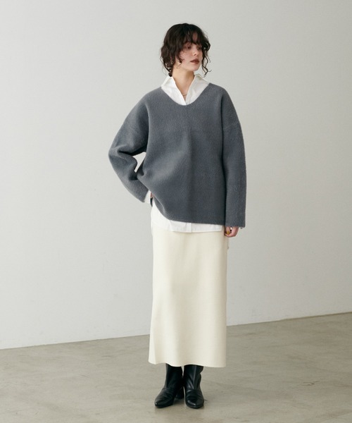 LARUTA(ラルータ)の「【LARUTA】フェレットタッチシャギー接結2WAYニット(ニット/セーター・レディース・チャコールグレー/グレイッシュベージュ/ブラック/ピンク・FREE)」の9枚目の写真