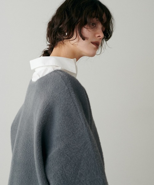 LARUTA(ラルータ)の「【LARUTA】フェレットタッチシャギー接結2WAYニット(ニット/セーター・レディース・チャコールグレー/グレイッシュベージュ/ブラック/ピンク・FREE)」の6枚目の写真