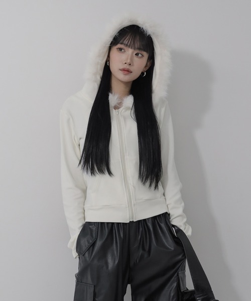 me+em select（ミームセレクト）の「【 3color 】ファーフード