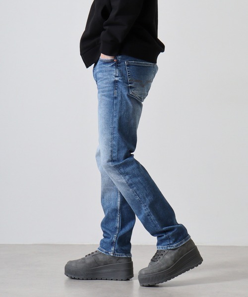 Guess（ゲス）の「GUESS MID RISE SLIM STRAIGHT-PHILIP スリムジーンズ（デニムパンツ・メンズ・インディゴブルー・29inch/30inch/31inch/32inch）」の9枚目の写真