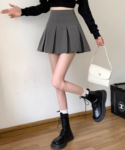 paravion(パラビオン)の「プリーツミニスカート/インナーパンツ付き(スカート・レディース・グレー/ブラック・LARGE/SMALL/MEDIUM)」の5枚目の写真