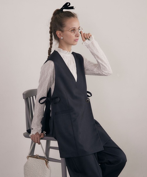 セール】【BONLECILL noir】サイドリボンノーカラーベスト＆センター