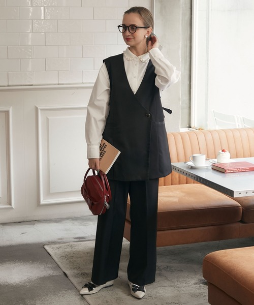 BONLECILL noir（ボンルシールノワール）の「【BONLECILL noir】サイドリボンノーカラーベスト＆センタープレススラックス（パンツドレス・レディース・チャコールグレー/ベージュ/ネイビー/ブラック・M-L/S-M/S/M/L）」の2枚目の写真