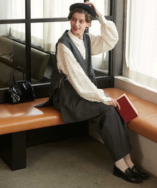 BONLECILL noir（ボンルシールノワール）の「【BONLECILL noir】サイドリボンノーカラーベスト＆センタープレススラックス（パンツドレス・レディース・チャコールグレー/ベージュ/ネイビー/ブラック・M-L/S-M/S/M/L）」の22枚目の写真