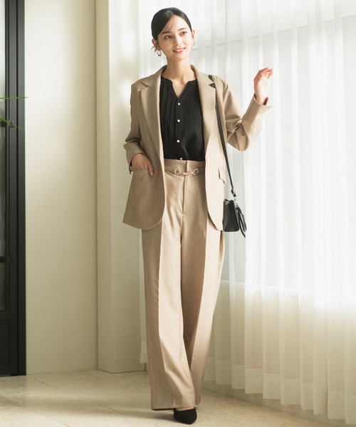 CELEN(セレン)の「【オフィスカジュアル/洗える】フレアスリーブピンタックブラウス 半袖(シャツ/ブラウス・レディース・グレー系その他/オフホワイト/ピンクベージュ/ブラック・S/ST/LT/L/M/MT)」の9枚目の写真