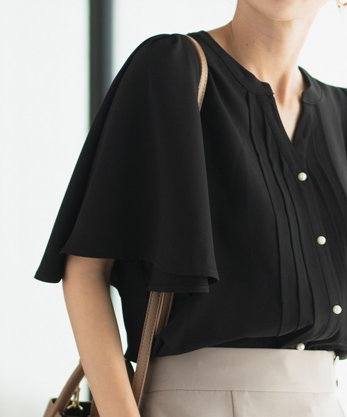 CELEN(セレン)の「【オフィスカジュアル/洗える】フレアスリーブピンタックブラウス 半袖(シャツ/ブラウス・レディース・グレー系その他/オフホワイト/ピンクベージュ/ブラック・S/ST/LT/L/M/MT)」の12枚目の写真