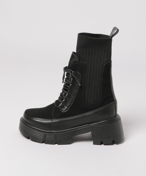 FOREVER 21（フォーエバー トゥエンティーワン）の「【2025SS】厚底ソックスブーツ（ブーツ・レディース・ブラック・MEDIUM/LARGE）」の2枚目の写真