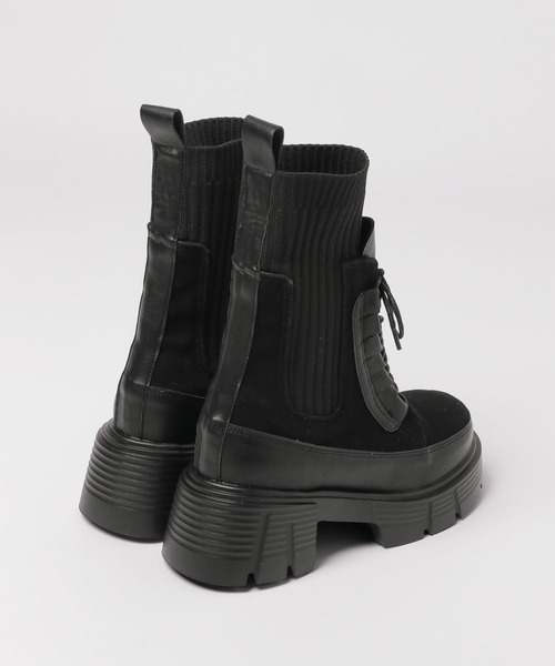 FOREVER 21（フォーエバー トゥエンティーワン）の「【2025SS】厚底ソックスブーツ（ブーツ・レディース・ブラック・MEDIUM/LARGE）」の4枚目の写真