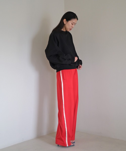 AKTE(アクテ)の「ショルダーパッドスウェットプルオーバー(スウェット・レディース・ブラック/グレー/ピンク・FREE)」の20枚目の写真