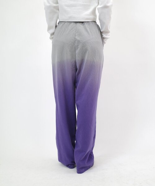 WHO'S WHO gallery(フーズフーギャラリー)の「【ユニセックス】グラデーションスウェットパンツ(スウェットパンツ・レディース・グレー/パープル・MEDIUM)」の9枚目の写真