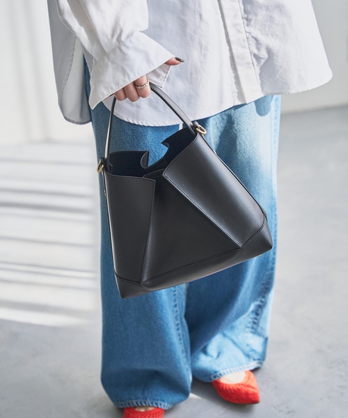 LE TALON（ルタロン）の「LE TALON パネルパターンバッグ（ハンドバッグ・レディース・ブラック/アイボリー・FREE）」の16枚目の写真