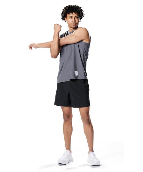 UNDER ARMOUR(アンダーアーマー)の「UAモチベート スリーブレス シャツ(トレーニング/メンズ)(タンクトップ・メンズ・グレー×ホワイト・XL/L/M/2XL/S/3XL)」の3枚目の写真