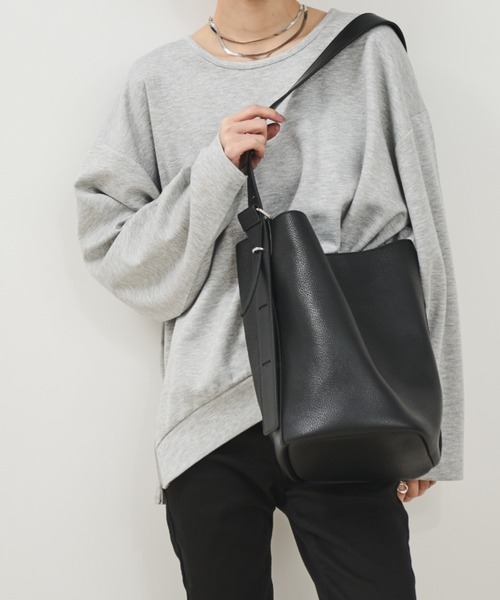 Shelly island（シェリーアイランド）の「ベルトアクセント2wayバケットバッグ（ショルダーバッグ・レディース・ブラック/ブラウン・FREE）」の9枚目の写真