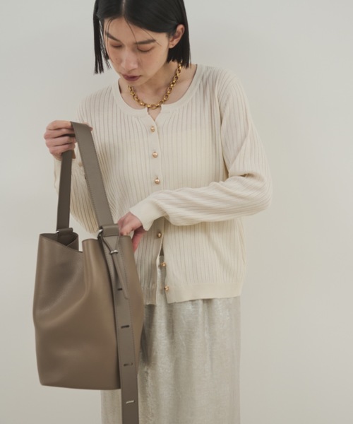 Shelly island（シェリーアイランド）の「ベルトアクセント2wayバケットバッグ（ショルダーバッグ・レディース・ブラック/ブラウン・FREE）」の16枚目の写真