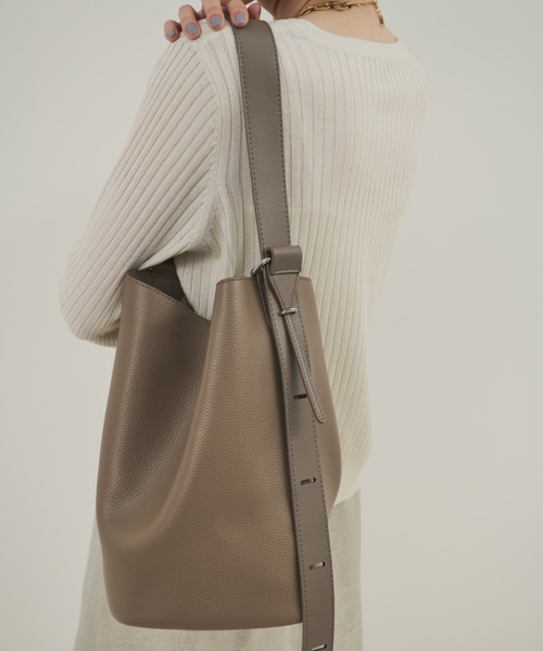 Shelly island（シェリーアイランド）の「ベルトアクセント2wayバケットバッグ（ショルダーバッグ・レディース・ブラック/ブラウン・FREE）」の15枚目の写真