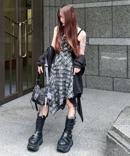 【Fancy club】PLUMPY LACE LINE HOOD ZIP-UP FANCY CLUB】PLUMPY LACE LINE HOOD ZIP-UP / 【ファンシー