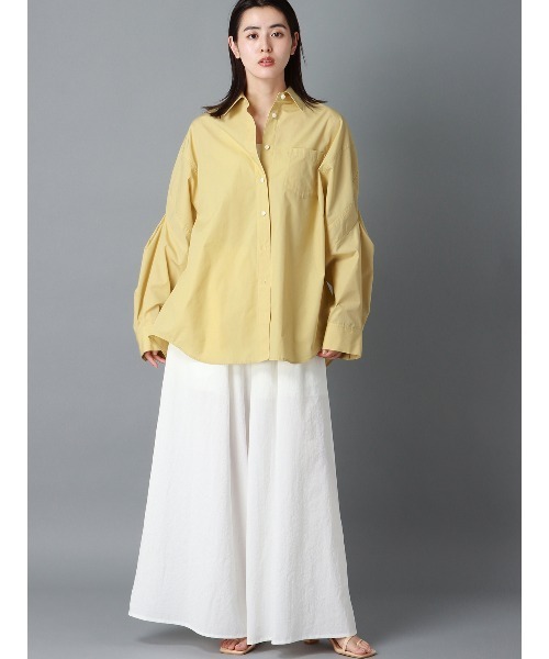 CIS.（シス）の「CIS． タックパネルビッグシャツ ウォッシャブル 無地（シャツ/ブラウス・レディース・ホワイト系/ブラック系/ブルー系/イエロー系/ベージュ系・38(9号)）」の17枚目の写真