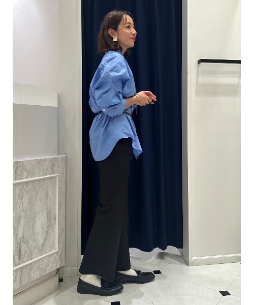 CIS.（シス）の「CIS． タックパネルビッグシャツ ウォッシャブル 無地（シャツ/ブラウス・レディース・ホワイト系/ブラック系/ブルー系/イエロー系/ベージュ系・38(9号)）」の22枚目の写真