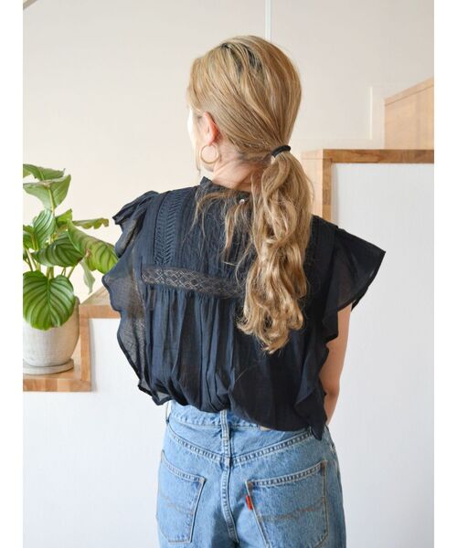 Ungrid（アングリッド）の「コットンノースリフリルブラウス（シャツ/ブラウス・レディース・イエロー/ブラック/オフホワイト・FREE）」の22枚目の写真